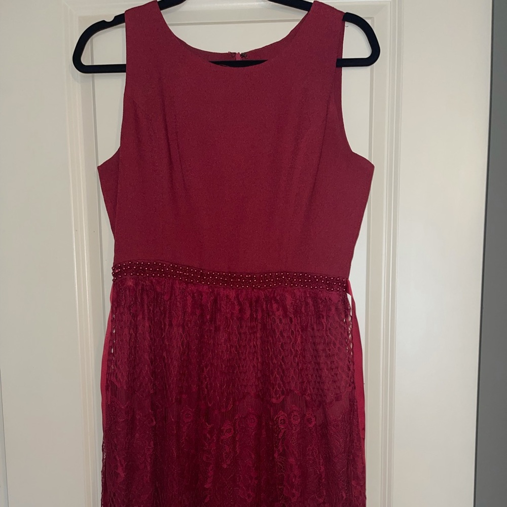 Burgundy size medium sleeveless dress.